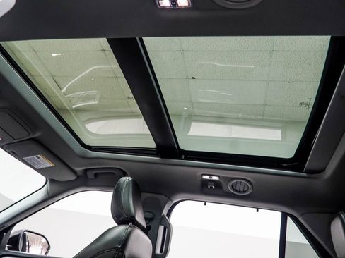 Used 2022 Ford Explorer Limited w/ Equipment Group 301A image 42