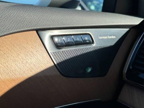 Certified 2024 Volvo XC90 B5 Plus w/ Protection Package Premier image 17