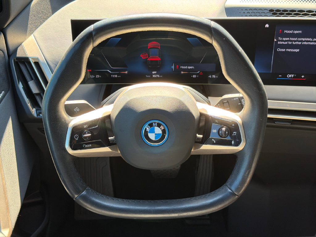Used 2023 BMW iX xDrive50 w/ Ultimate Package 2 AWD/4WD image 24