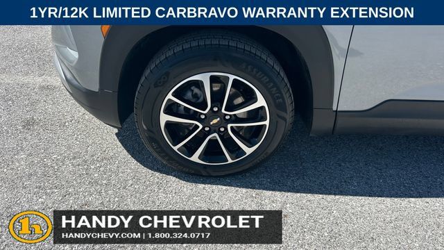 Used 2025 Chevrolet TrailBlazer LT AWD/4WD image 9