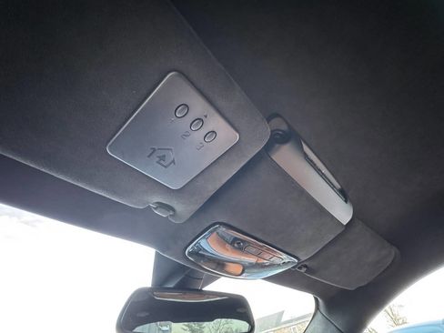 Used 2016 Maserati GranTurismo Sport image 31