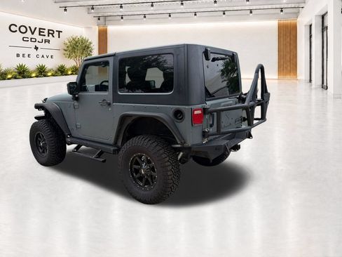 Used 2015 Jeep Wrangler Rubicon w/ Trailer Tow Group AWD/4WD image 8