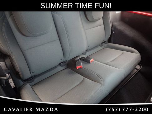 Used 2018 Jeep Wrangler Sport AWD/4WD image 14
