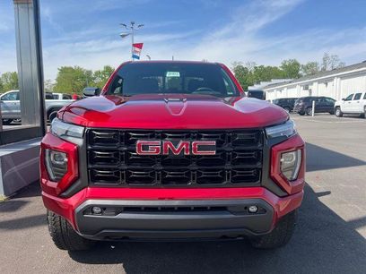 Used 2026 GMC Canyon Elevation w/ Convenience Package