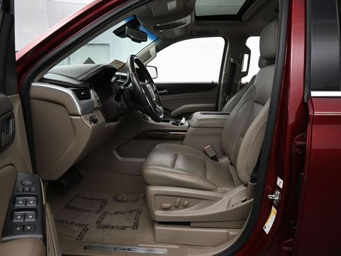 Used 2019 GMC Yukon XL SLT w/ Premium Edition RWD image 11