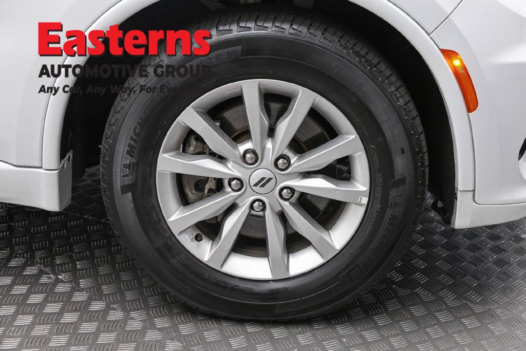Used 2025 Dodge Durango GT RWD image 33