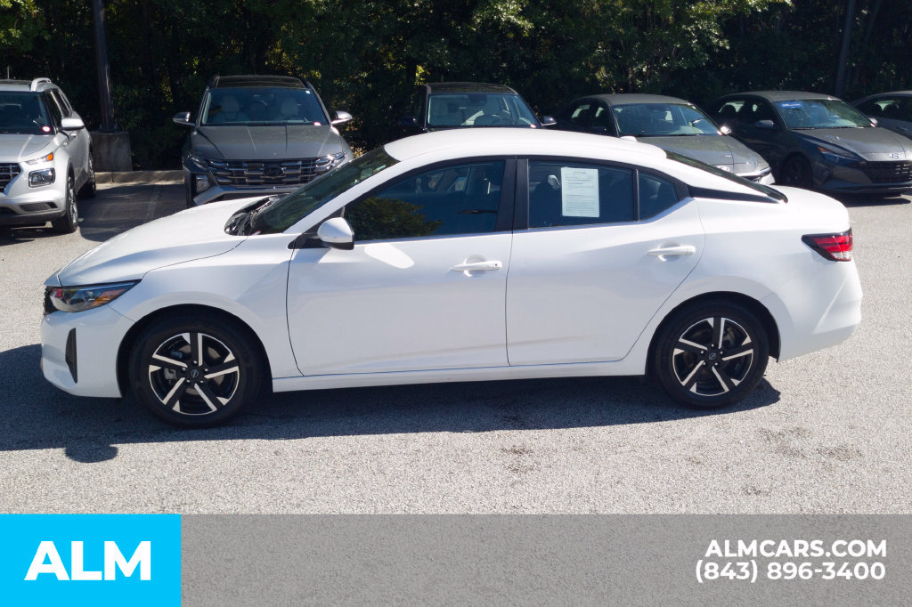 Used 2024 Nissan Sentra SV FWD image 10