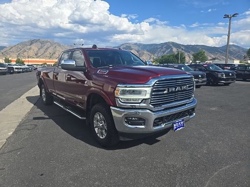 Used 2020 RAM 3500 Laramie AWD/4WD image 3