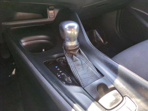 Used 2018 Toyota C-HR XLE image 12