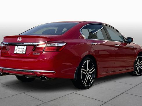 Used 2017 Honda Accord Sport Special Edition image 12