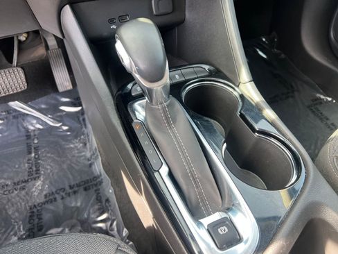 Used 2025 Buick Encore GX Preferred image 41