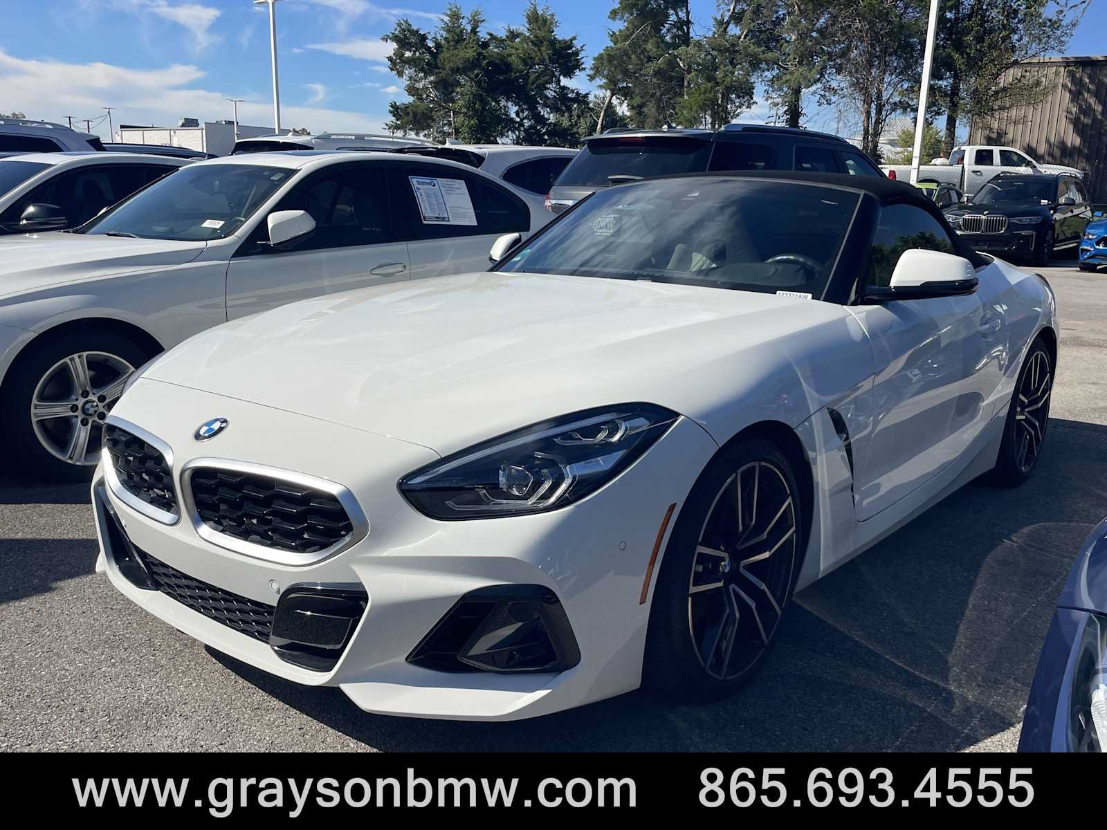 Used 2023 BMW Z4 sDrive30i w/ Premium Package RWD image 1