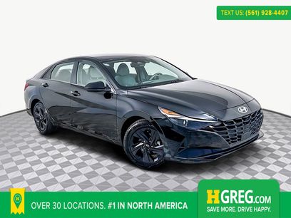 Used 2022 Hyundai Elantra SEL w/ Convenience Package