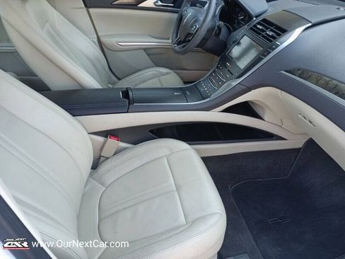 Used 2013 Lincoln MKZ Hybrid FWD image 4