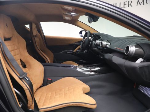 Certified 2022 Ferrari 812 Competizione RWD image 18
