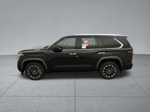 Used 2024 Toyota Sequoia Limited RWD image 4