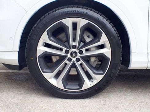 Used 2023 Audi Q7 3.0T Prestige w/ Prestige Package image 59