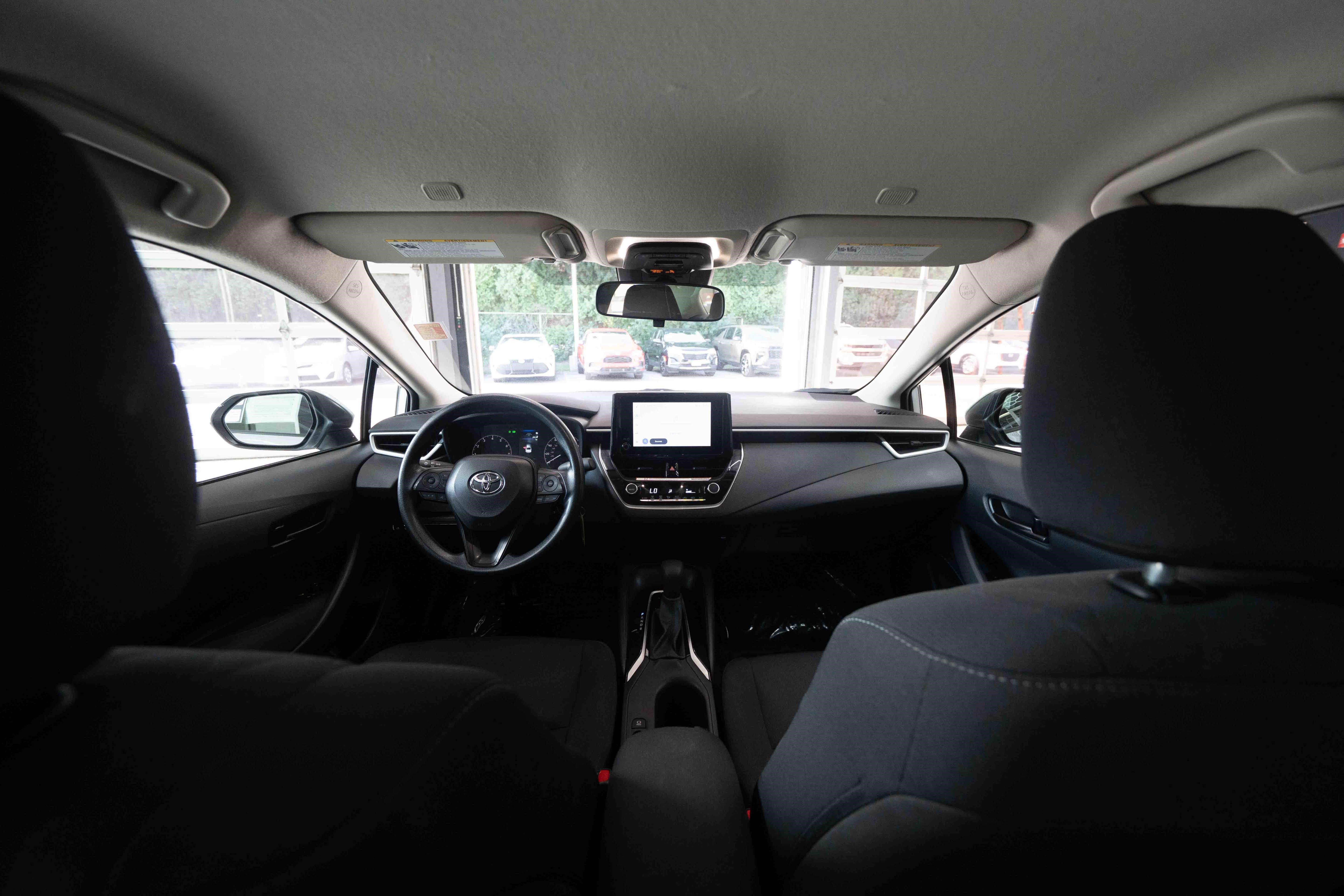 Used 2025 Toyota Corolla LE FWD image 19