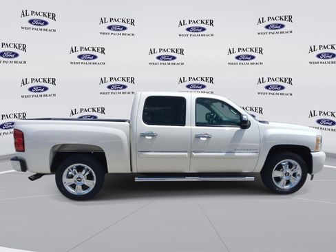 Used 2013 Chevrolet Silverado 1500 LTZ w/ LTZ White Diamond Edition RWD image 6