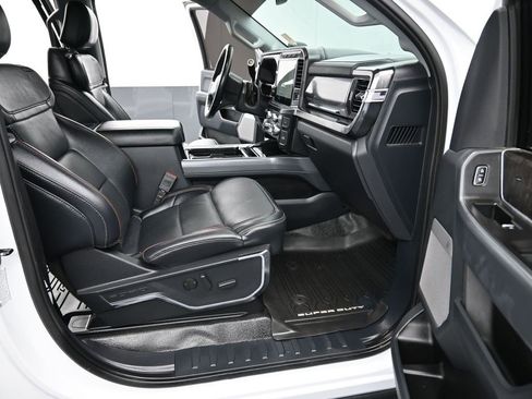 Used 2024 Ford F450 Lariat w/ Lariat Ultimate Package image 18