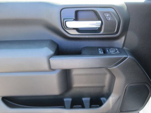 Certified 2025 Chevrolet Silverado 2500 W/T w/ WT Convenience Package AWD/4WD image 18
