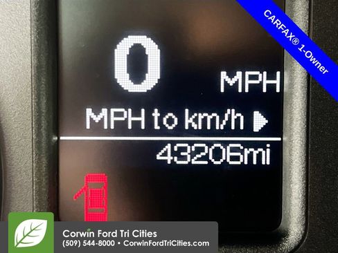 Used 2024 RAM 1500 Classic SLT AWD/4WD image 2