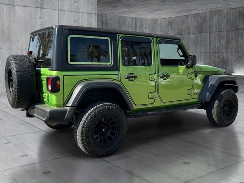 Used 2018 Jeep Wrangler Unlimited Sport S AWD/4WD image 5