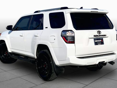 Used 2023 Toyota 4Runner SR5 Premium w/ Moonroof Package RWD image 12
