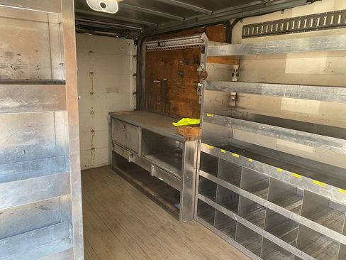 Used 2015 RAM 5500 Tradesman image 29