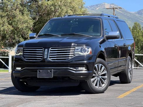 Used 2017 Lincoln Navigator L Select AWD/4WD image 1