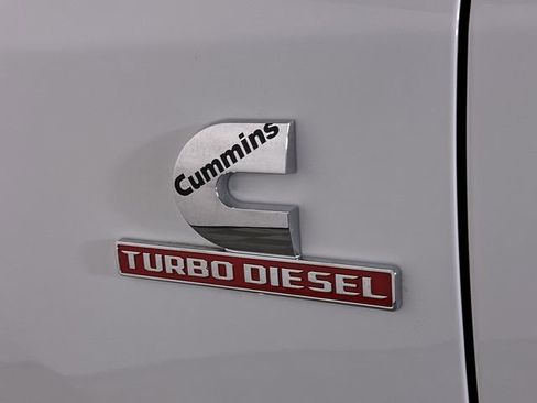 Used 2024 RAM 3500 Tradesman w/ Chrome Appearance Group image 32