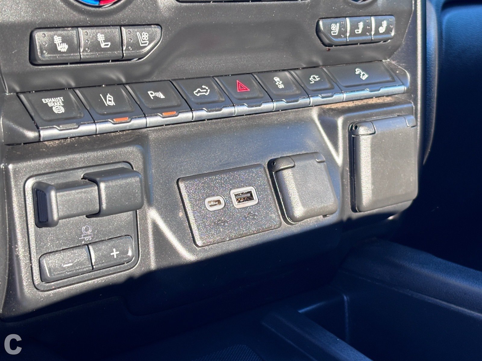 Certified 2020 Chevrolet Silverado 2500 High Country w/ Z71 Off-Road Package AWD/4WD image 29