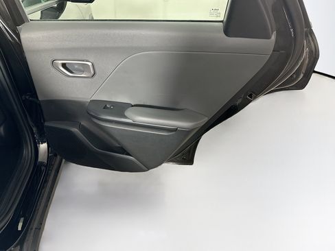 Used 2025 Kia K4 FWD image 29