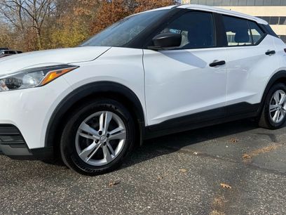 Used 2020 Nissan Kicks S