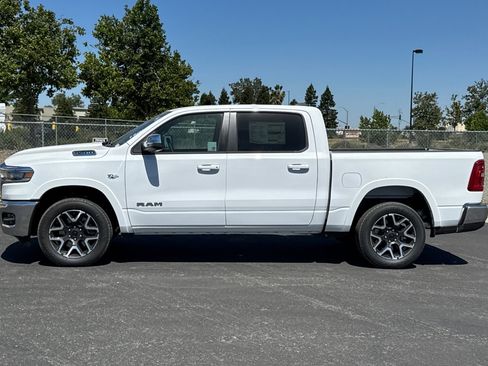 New 2026 RAM 1500 Laramie AWD/4WD image 6
