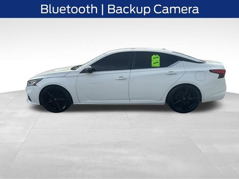 Used 2019 Nissan Altima 2.5 SR image 2