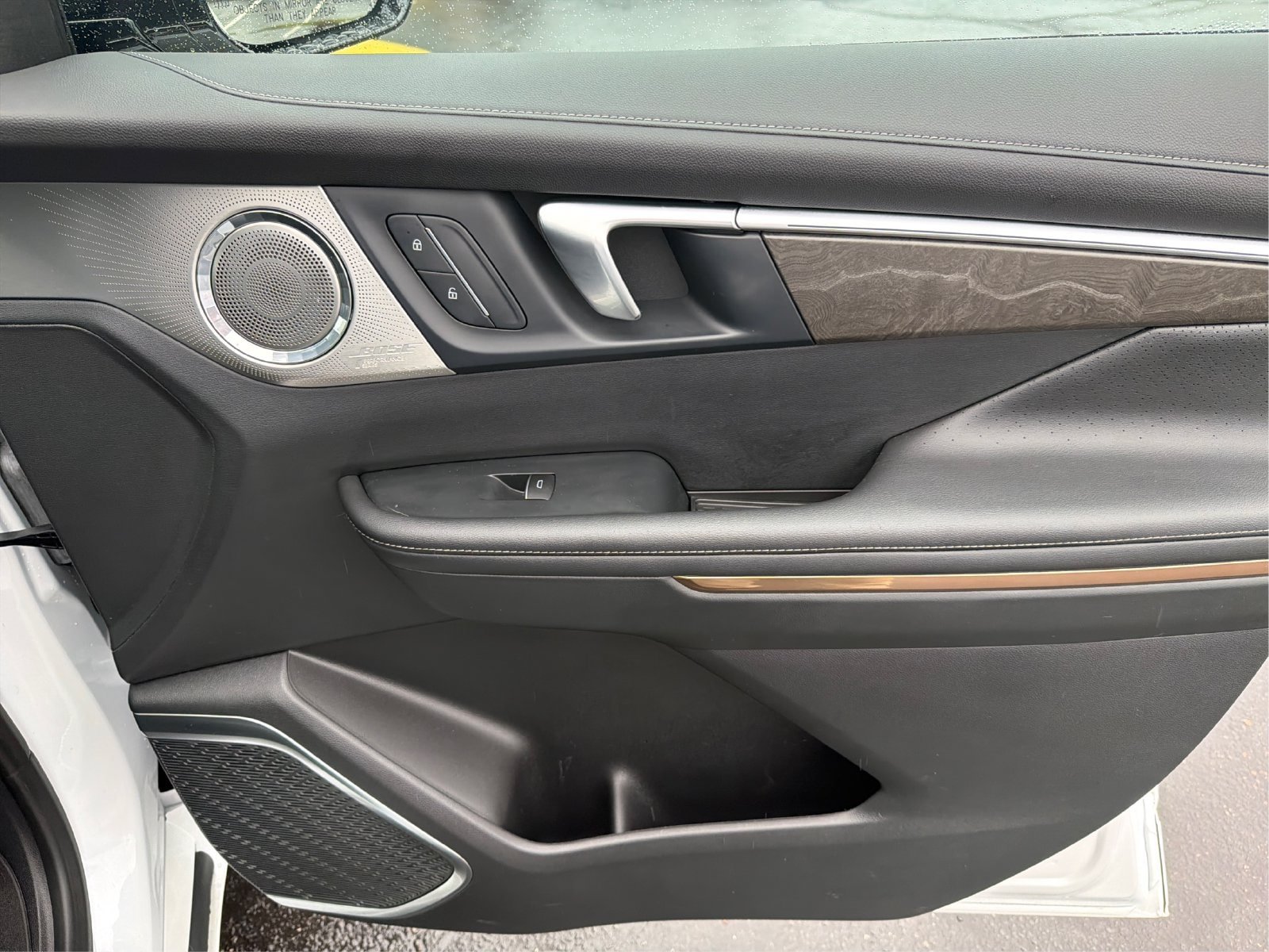 Used 2025 Buick Enclave Avenir AWD/4WD image 22