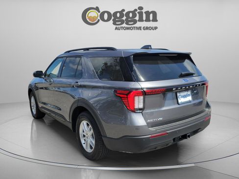 New 2026 Ford Explorer Active image 2