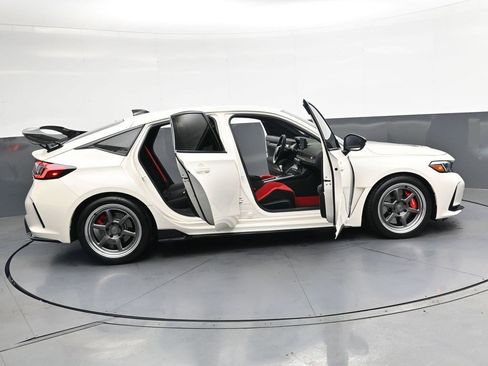 Used 2025 Honda Civic Type R image 35