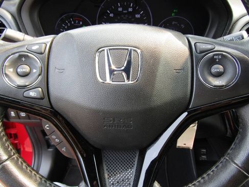 Used 2022 Honda HR-V Sport image 16