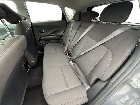 Used 2024 Hyundai Kona SEL image 16