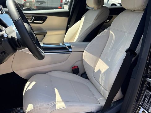 Certified 2025 Mercedes-Benz GLC 350e 4MATIC image 6