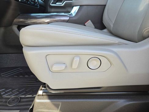 Certified 2024 Chevrolet Silverado 2500 LTZ w/ LTZ Convenience Package image 23