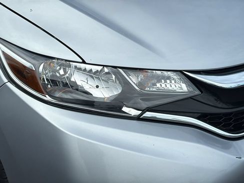 Used 2019 Honda Fit Sport image 8