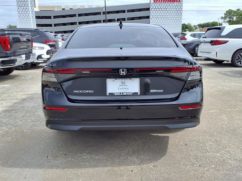 Certified 2025 Honda Accord LX image 22