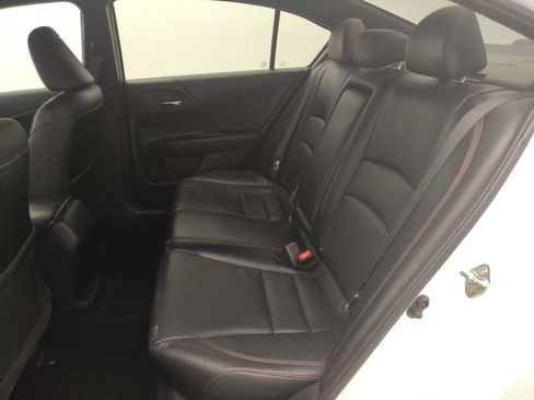 Used 2017 Honda Accord Sport Special Edition image 18