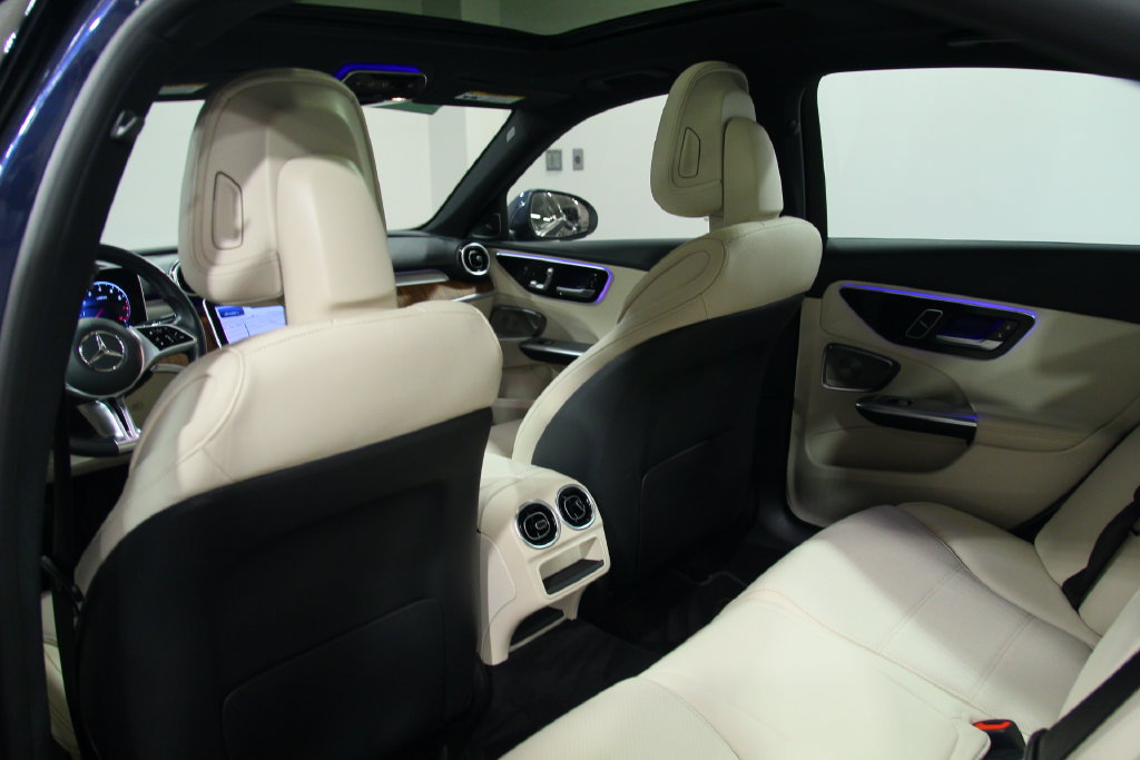 Certified 2024 Mercedes-Benz C 300 4MATIC Sedan image 28