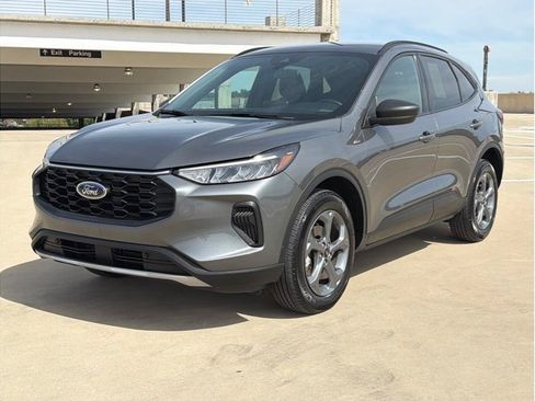 Used 2025 Ford Escape ST-Line AWD/4WD image 3