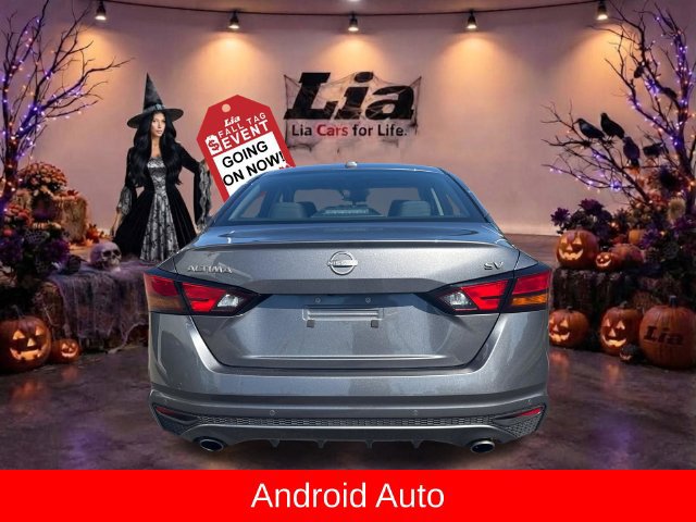Used 2024 Nissan Altima 2.5 SV w/ SV Premium Package FWD image 4