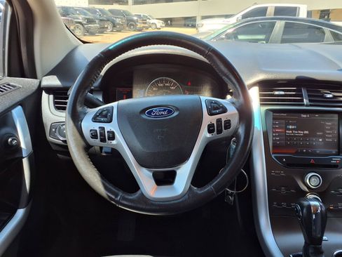 Used 2013 Ford Edge SEL FWD image 15
